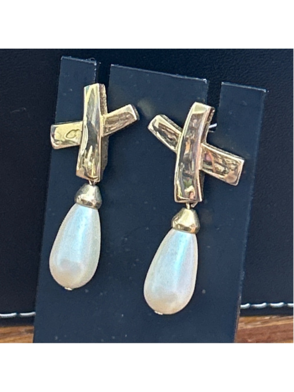 Women's Unbranded Gold Tone Cross Dangle Earrings with cream faux Pearls